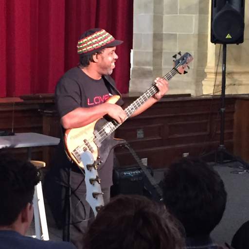 Victor Wooten, 5 time Grammy Award winner, visits City Honors